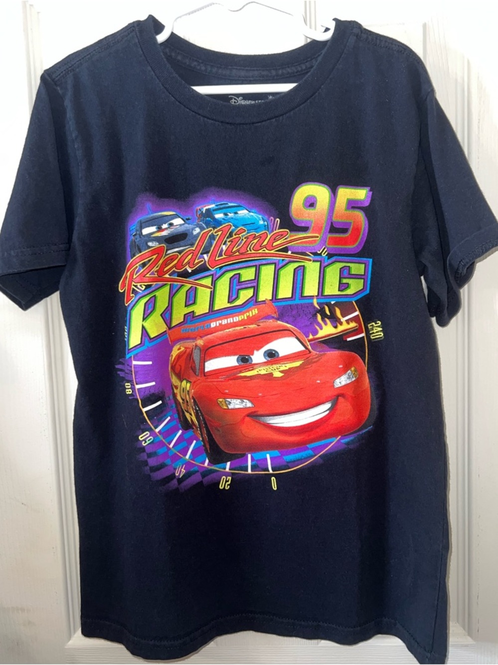 Disney Store Red Line Racing Cars 2 Graphic Tee Lighting McQueen EUC size 7/8